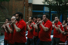 f04