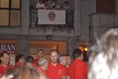 f04