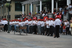 f01